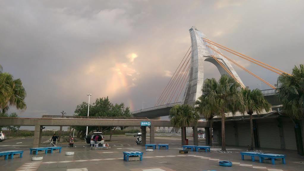 Simple Travel Donggang Exterior foto